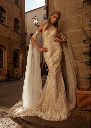 Halter Neck Ivory Lace Tulle Wedding Dress With Detachable Sleeve